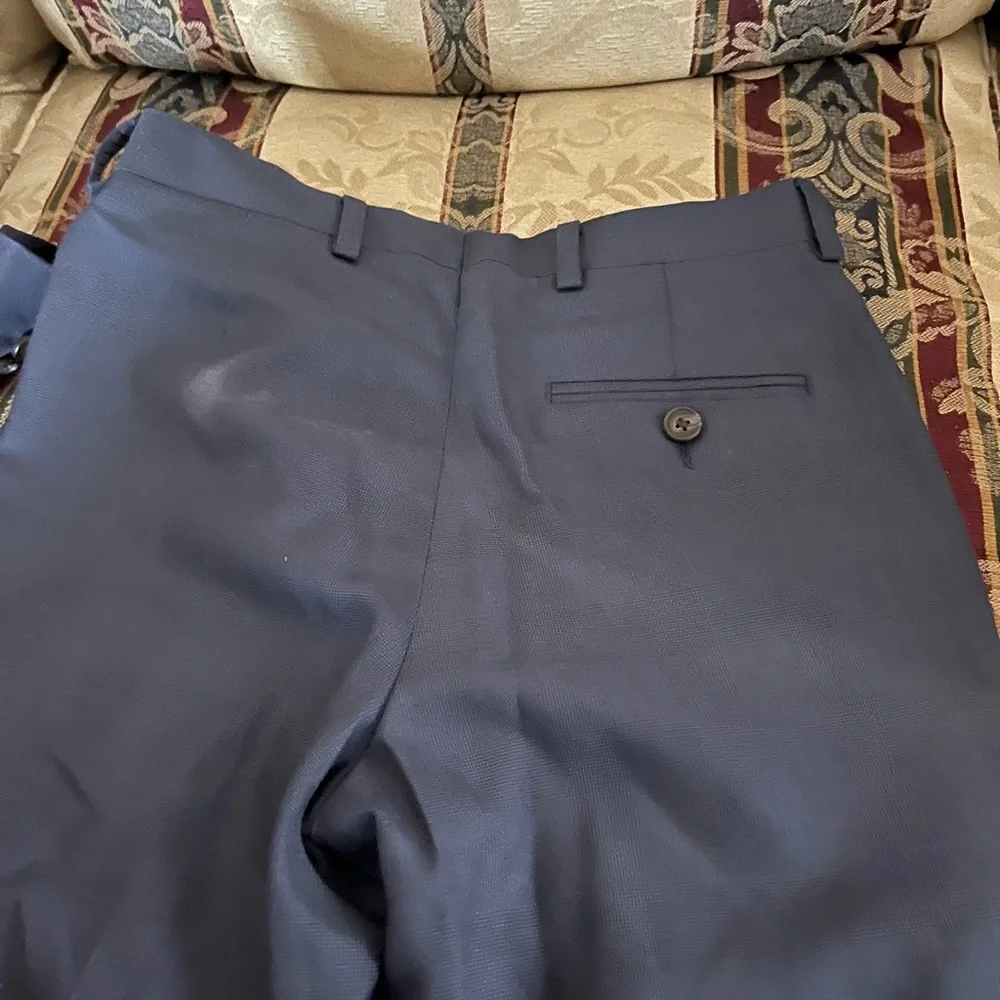 Boys Ralph Lauren navy blue suit.  With dress shirt.  Size 10r - Picture 6 of 17